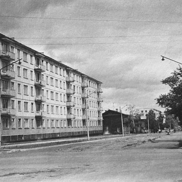 Перекрёсток ул. Ветошкина - ул. Ворошилова (соврем. ул. Галкинская). 1970 год. Вологда