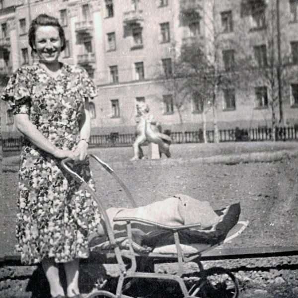 Площадь Шмидта (современ. площадь Бабушкина). Конец 1950-х Вологда