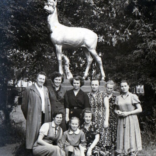 Скульптура в парке ВРЗ, 1960-е Вологда